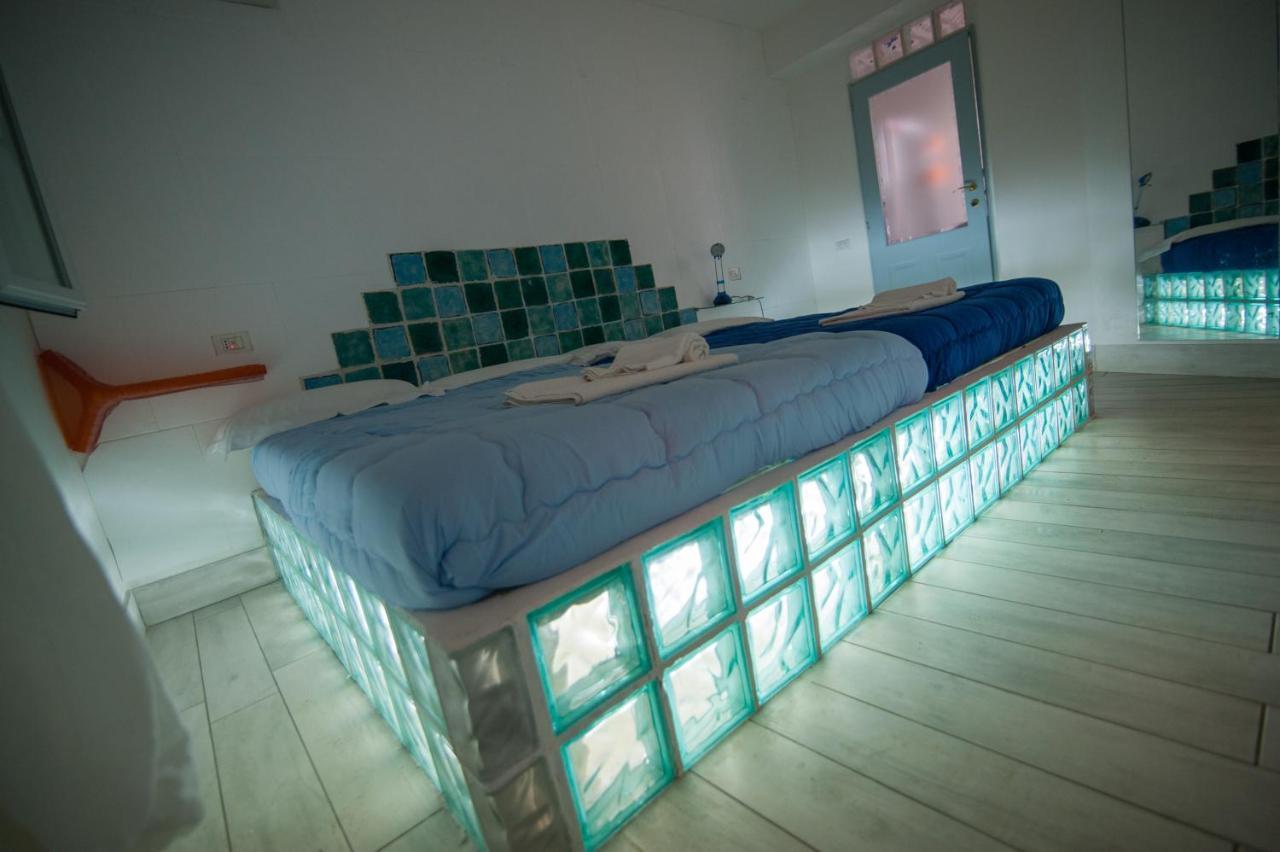 Suite House L'Isola Che Non C'E Fontane Bianche Kültér fotó