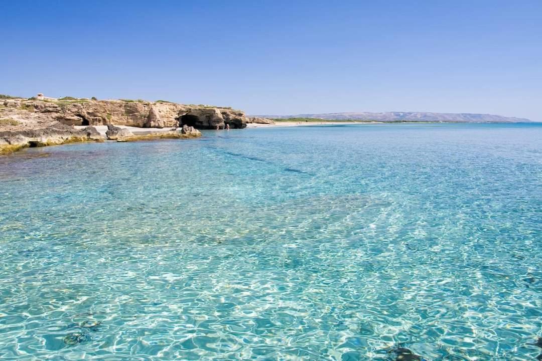 Suite House L'Isola Che Non C'E Fontane Bianche Kültér fotó