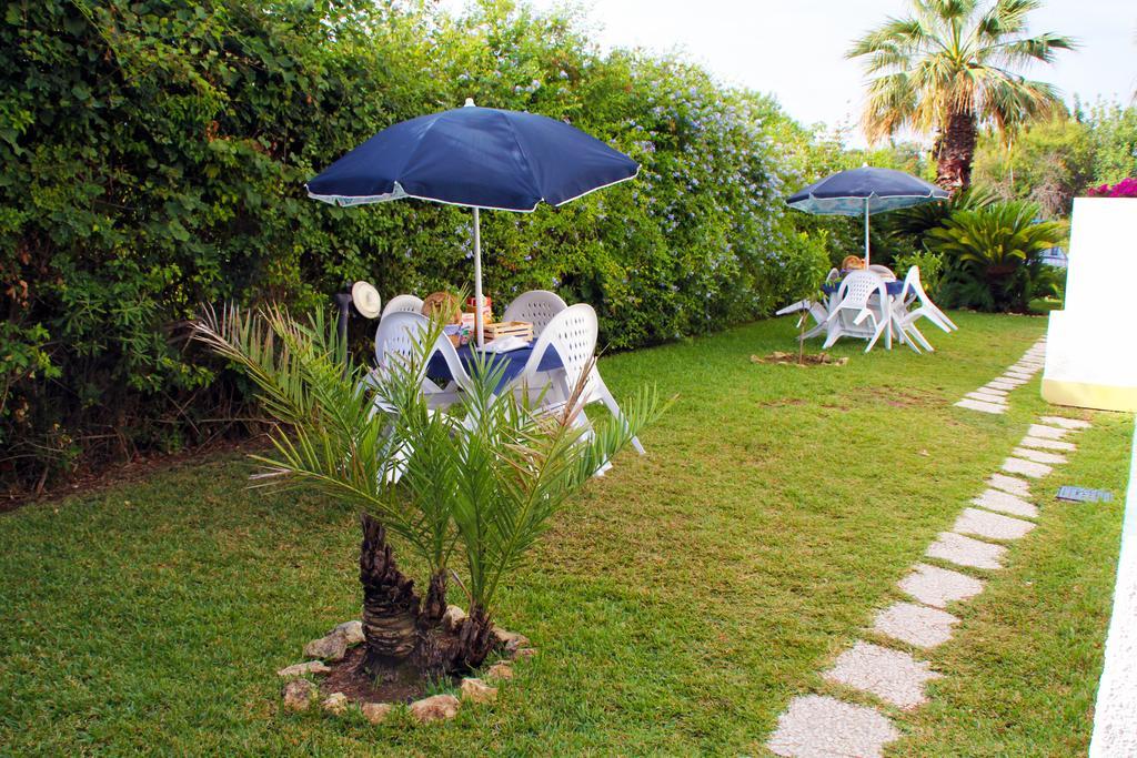 Suite House L'Isola Che Non C'E Fontane Bianche Kültér fotó