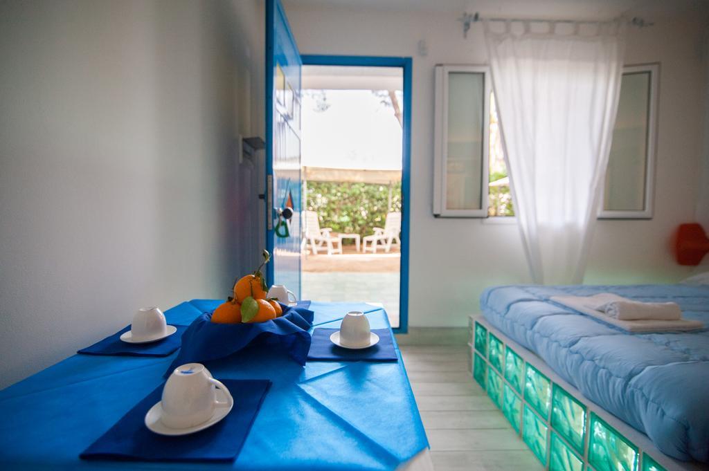 Suite House L'Isola Che Non C'E Fontane Bianche Kültér fotó